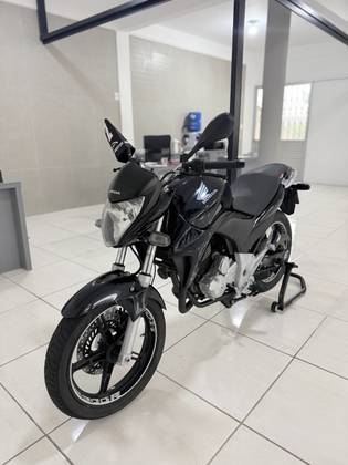 HONDA CB 300R 